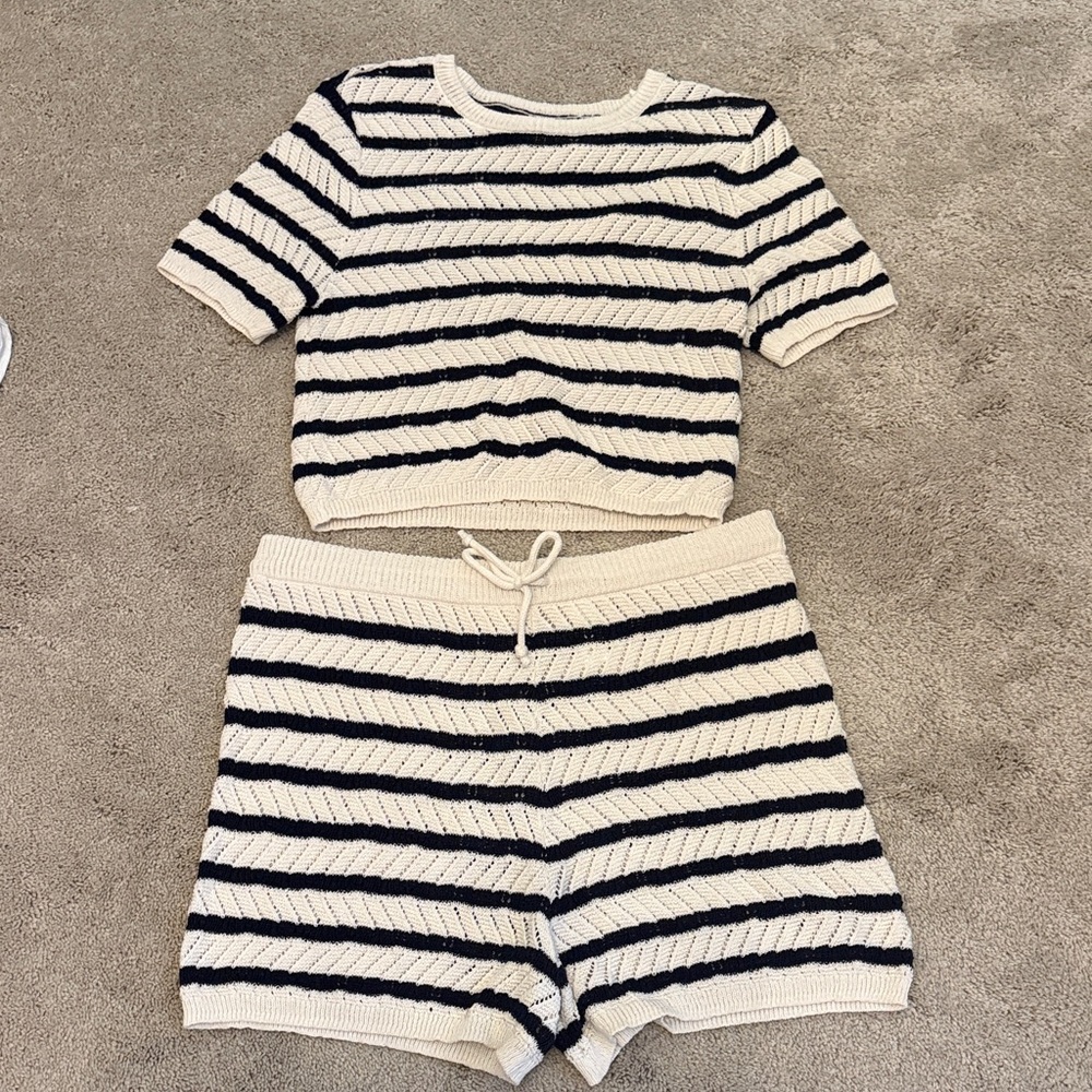 aerie Cream and Black Striped Knit Crop Top
